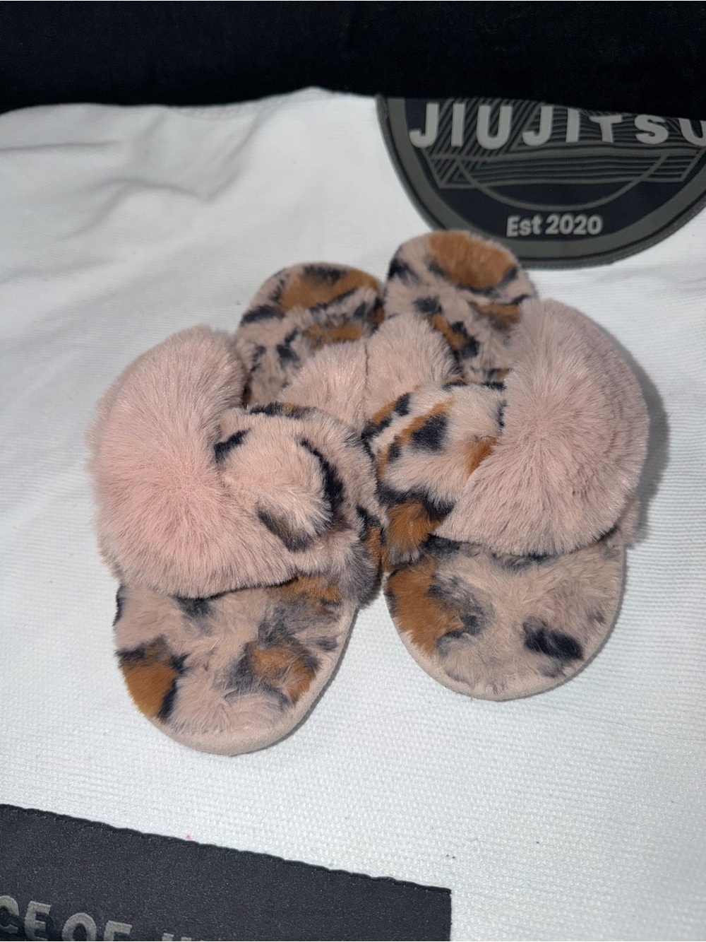 Kids Plush Leopard Slide Slippers - Pink